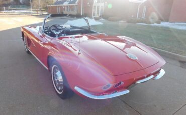 Chevrolet-Corvette-Cabriolet-1962-Red-Black-131857-18