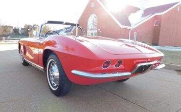 Chevrolet-Corvette-Cabriolet-1962-Red-Black-131857-20