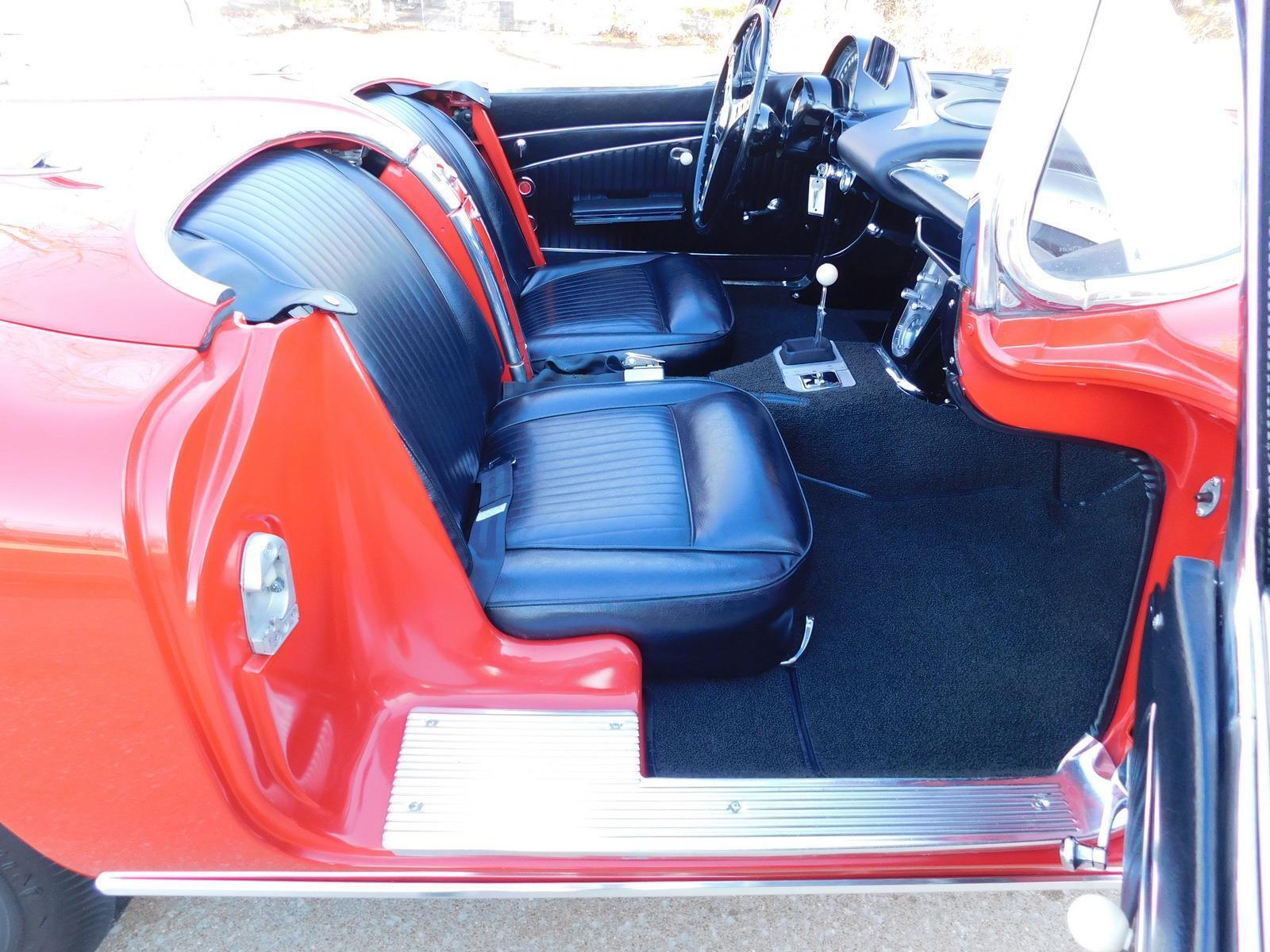 Chevrolet-Corvette-Cabriolet-1962-Red-Black-131857-36