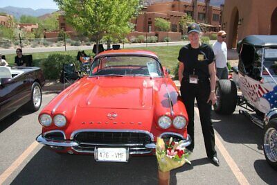 Chevrolet-Corvette-Cabriolet-1962-Red-Black-76592-1