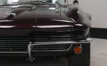 Chevrolet-Corvette-Cabriolet-1963-Burgundy-Black-51377-5