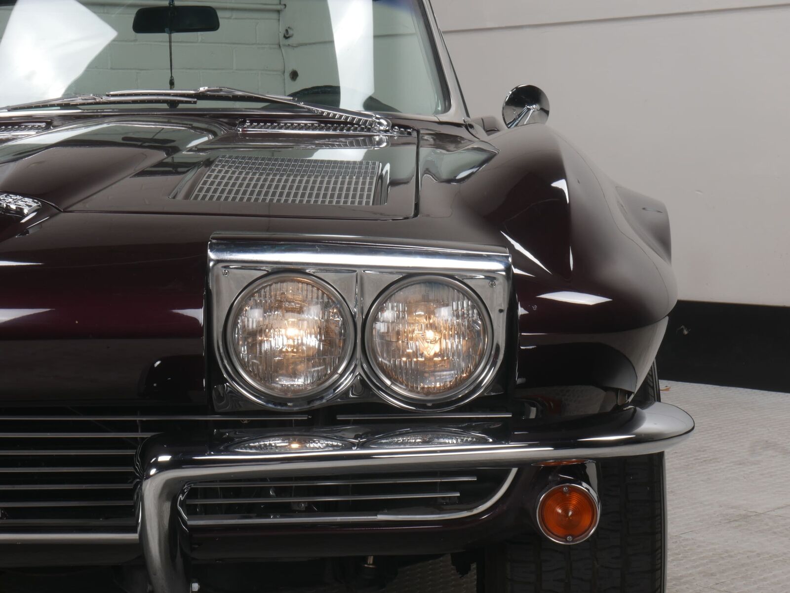 Chevrolet-Corvette-Cabriolet-1963-Burgundy-Black-51377-7