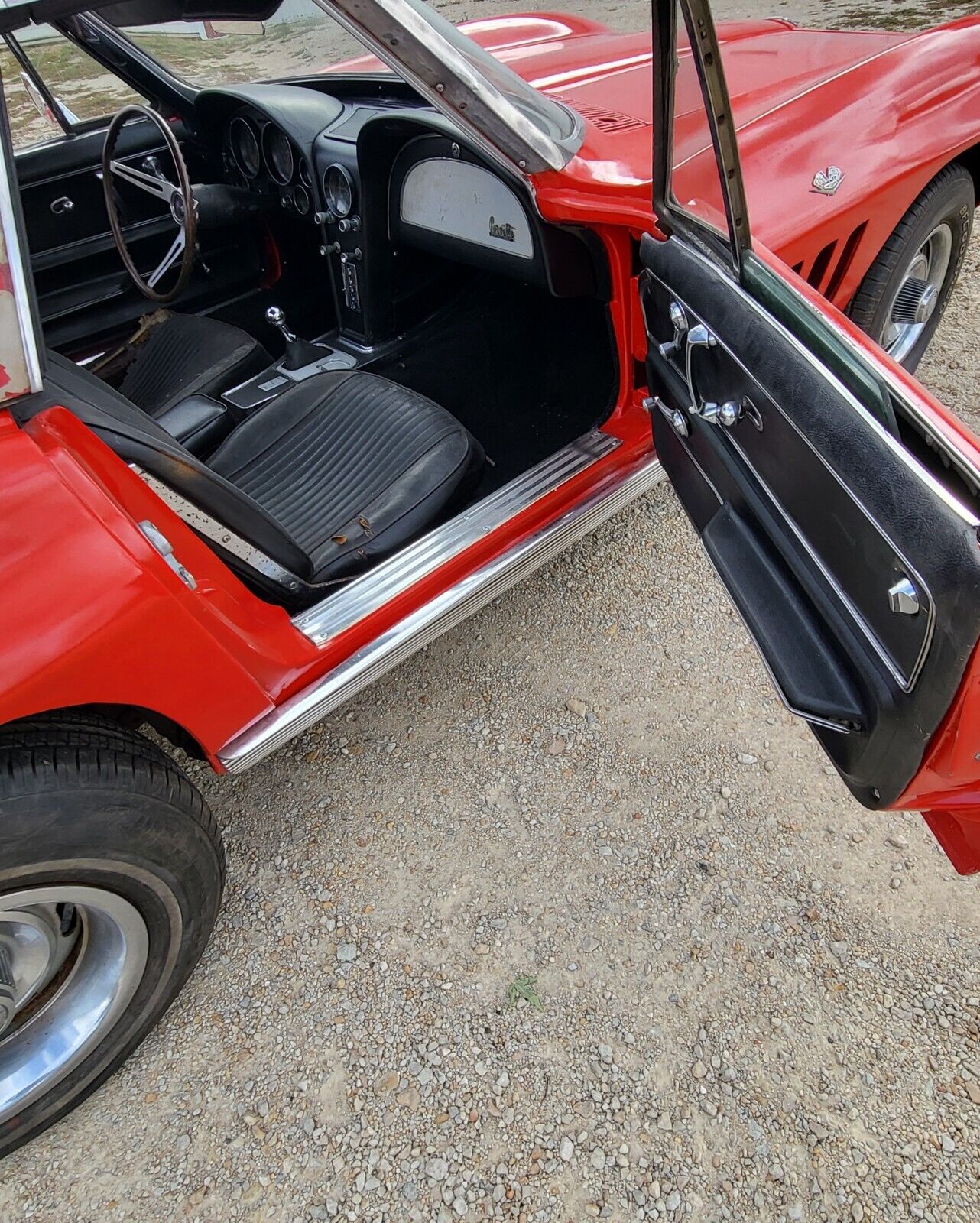 Chevrolet-Corvette-Cabriolet-1965-Red-Black-159325-13