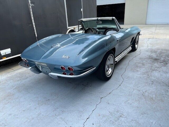 Chevrolet-Corvette-Cabriolet-1967-Blue-White-68713-3