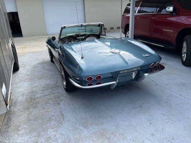 Chevrolet-Corvette-Cabriolet-1967-Blue-White-68713-5