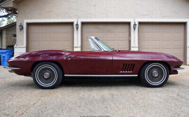 Chevrolet-Corvette-Cabriolet-1967-Burgundy-Black-101331-8