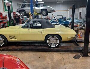 Chevrolet-Corvette-Cabriolet-1967-Yellow-Black-51499-13