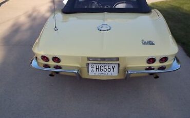 Chevrolet-Corvette-Cabriolet-1967-Yellow-Black-51499-8