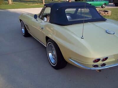 Chevrolet-Corvette-Cabriolet-1967-Yellow-Black-51499-9