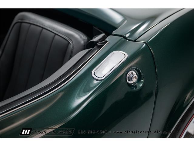 Chevrolet-Corvette-Cabriolet-1968-Green-Black-127320-28