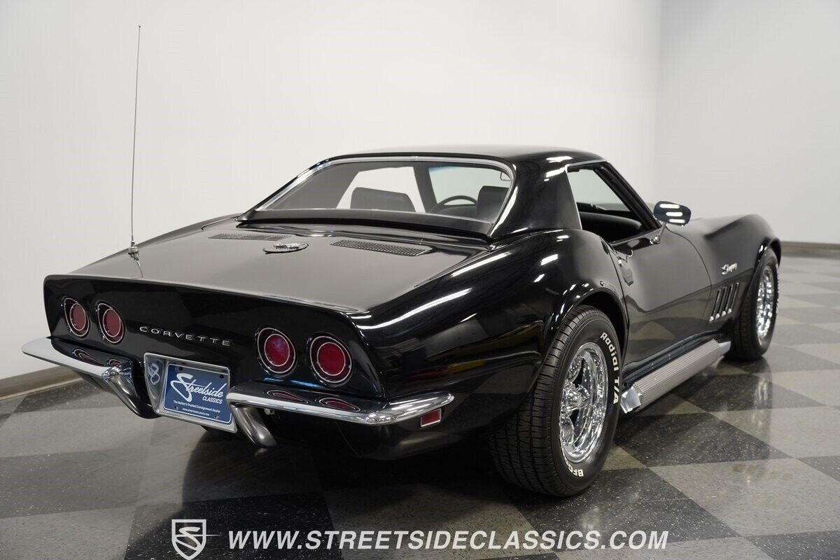 Chevrolet-Corvette-Cabriolet-1969-Black-Black-101892-10