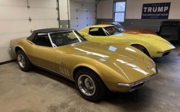 Chevrolet-Corvette-Cabriolet-1969-Gold-Black-9656-1