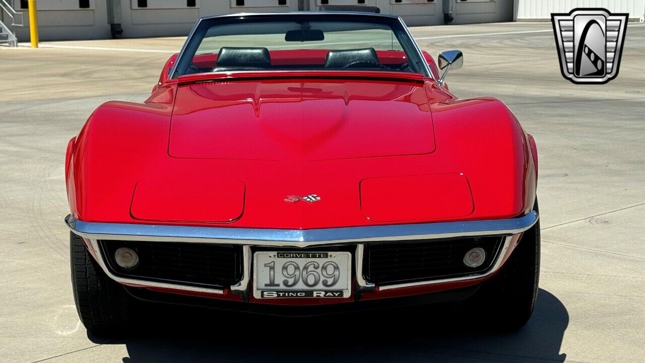 Chevrolet-Corvette-Cabriolet-1969-Red-Black-121301-2