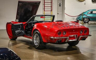 Chevrolet-Corvette-Cabriolet-1972-Red-Black-148362-4