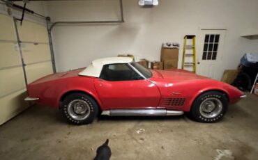 Chevrolet Corvette  year1}