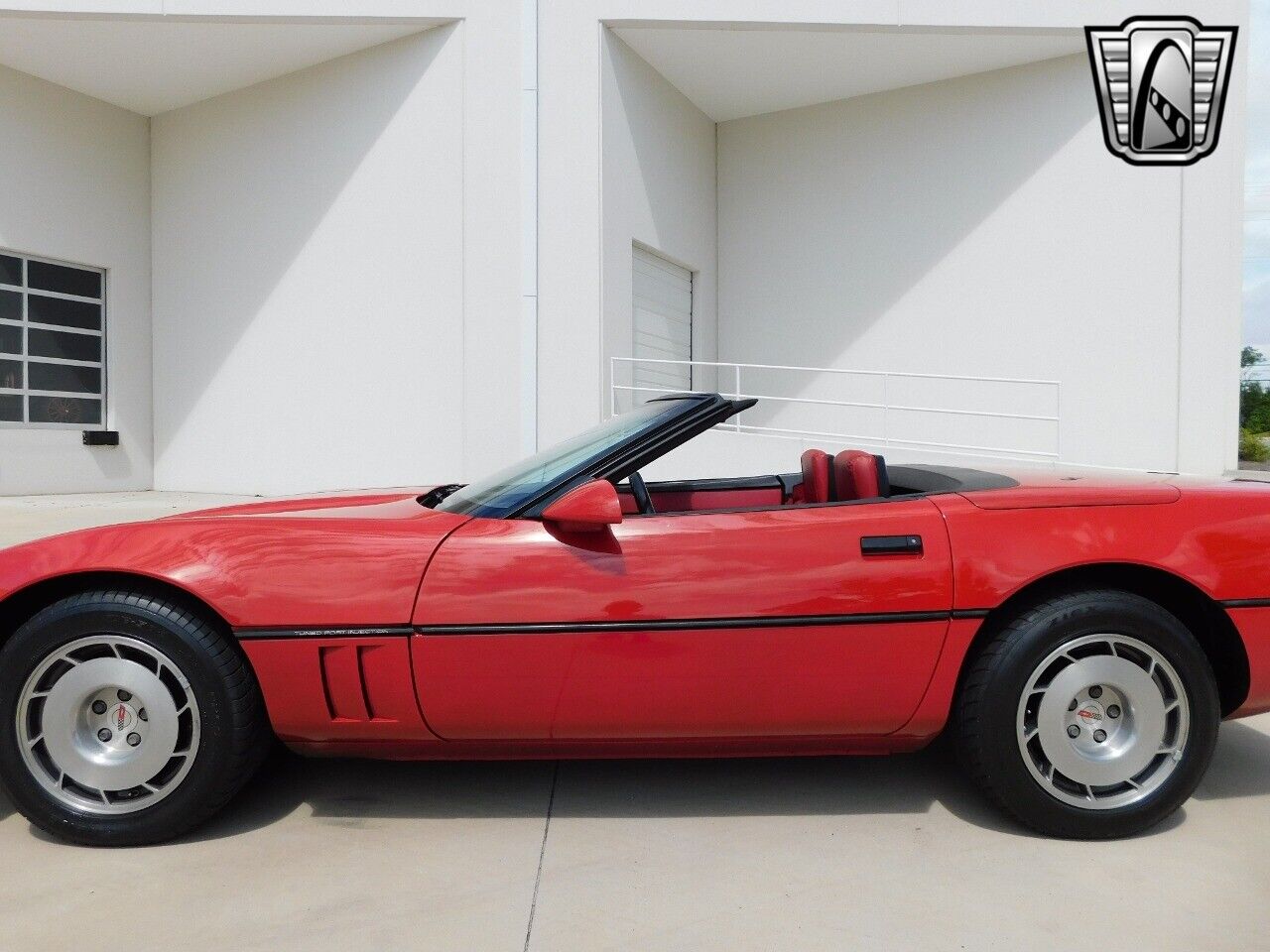 Chevrolet-Corvette-Cabriolet-1986-6