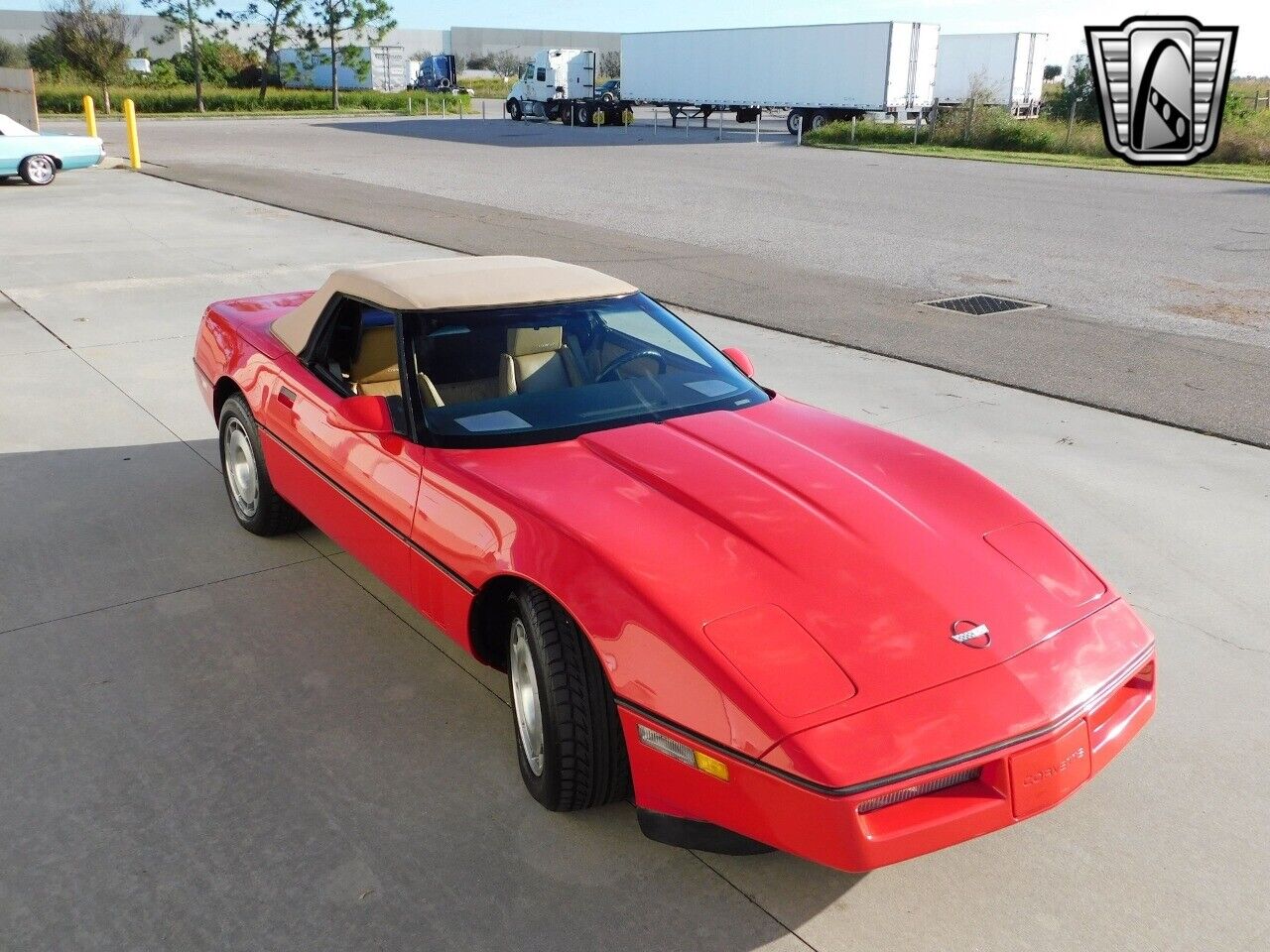 Chevrolet-Corvette-Cabriolet-1986-Red-Tan-55962-7