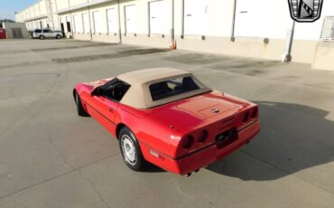 Chevrolet-Corvette-Cabriolet-1986-Red-Tan-55962-9