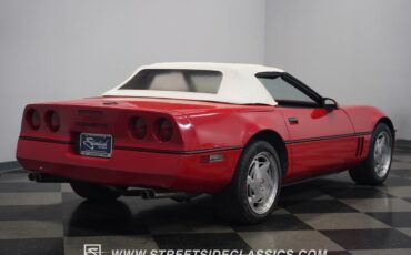 Chevrolet-Corvette-Cabriolet-1988-14