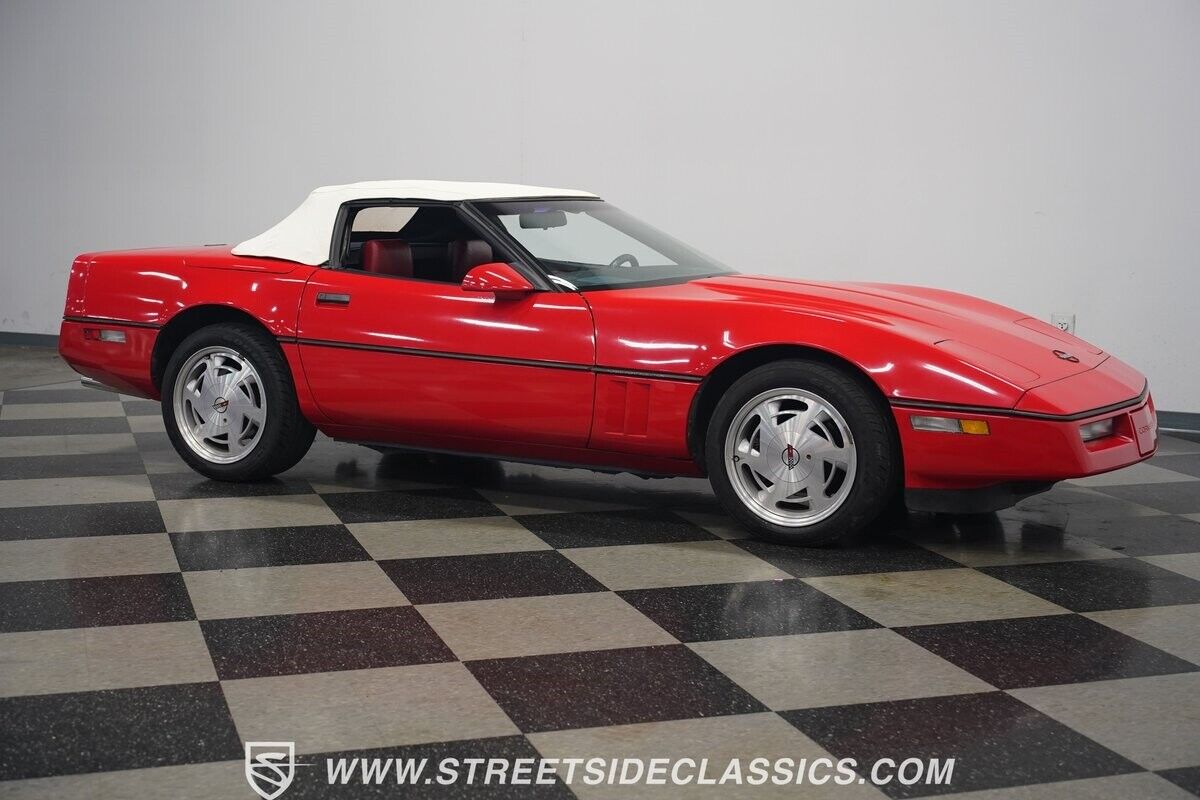 Chevrolet-Corvette-Cabriolet-1988-18