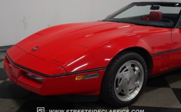 Chevrolet-Corvette-Cabriolet-1988-23