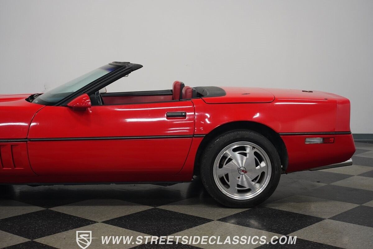 Chevrolet-Corvette-Cabriolet-1988-26