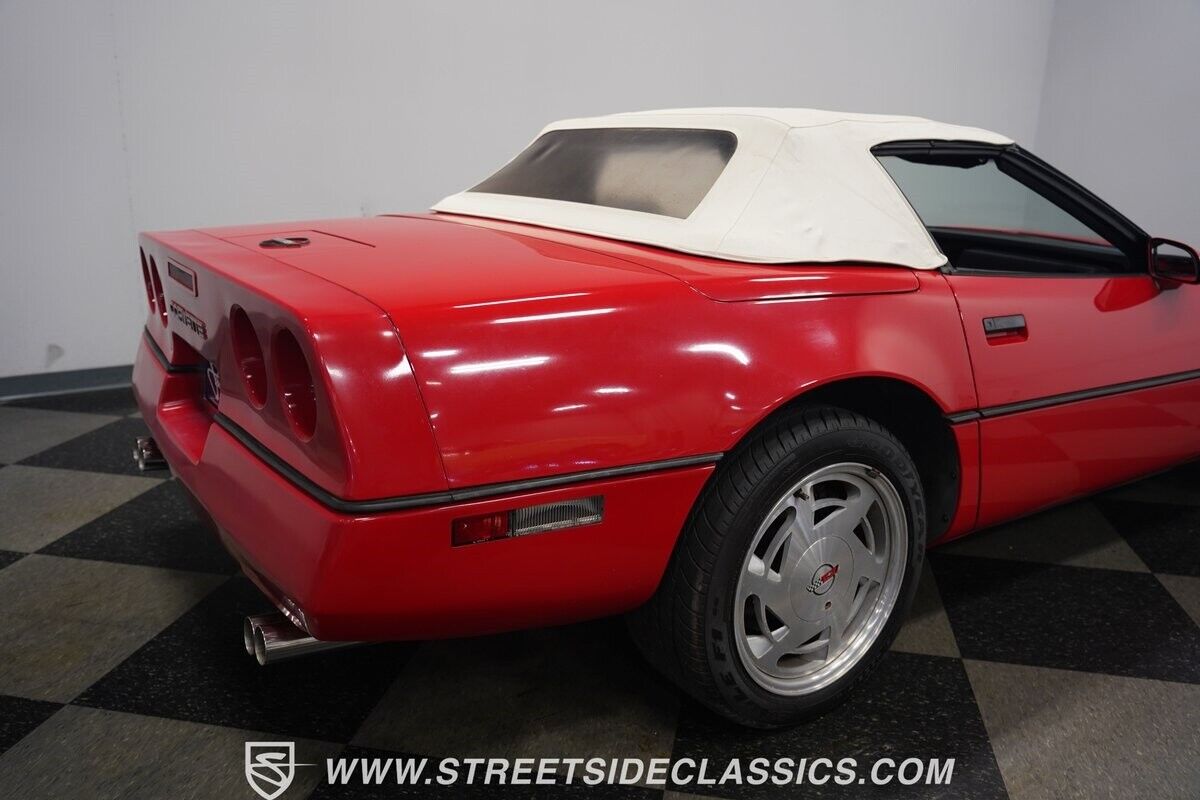 Chevrolet-Corvette-Cabriolet-1988-30