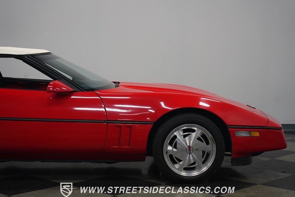 Chevrolet-Corvette-Cabriolet-1988-33