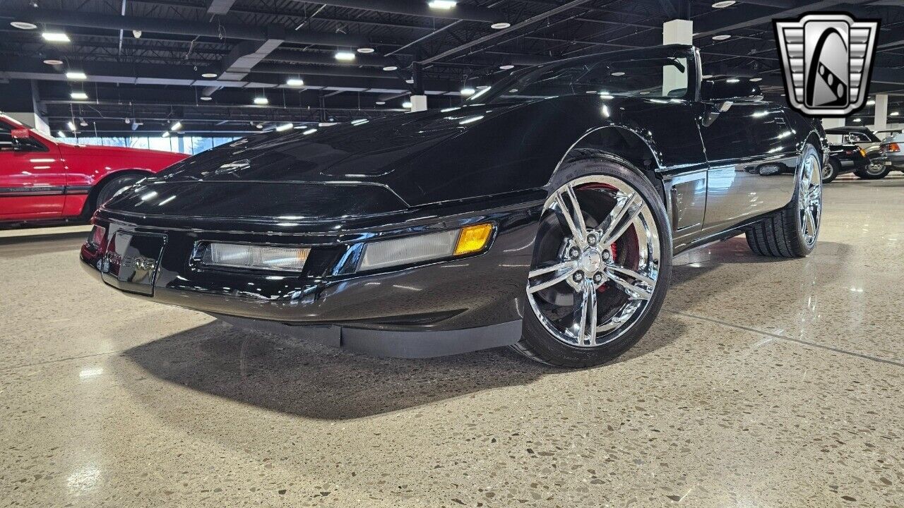 Chevrolet-Corvette-Cabriolet-1989-Black-Black-187123-2