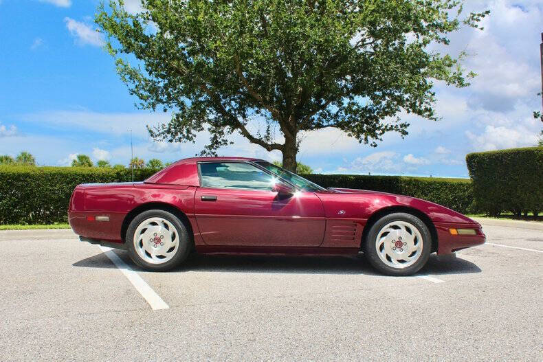 Chevrolet-Corvette-Cabriolet-1993-Red-Red-96562-1