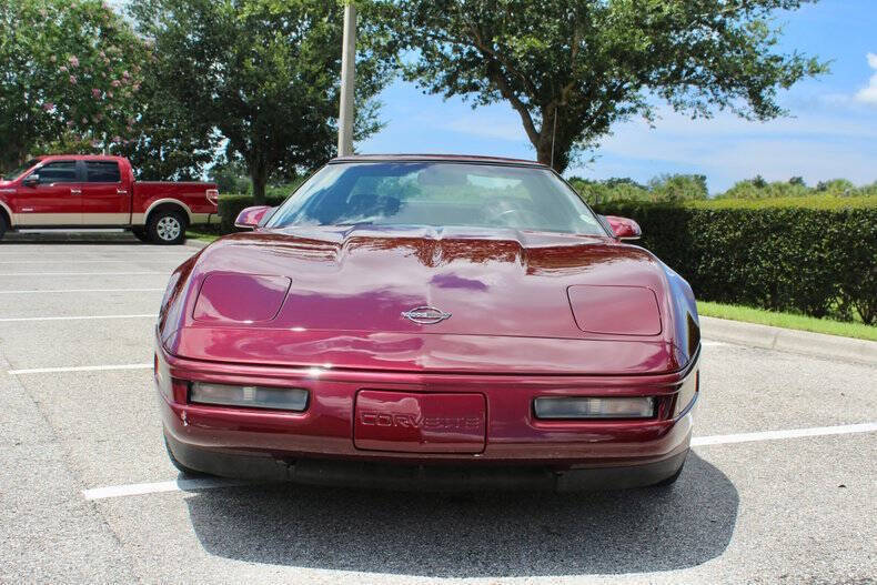 Chevrolet-Corvette-Cabriolet-1993-Red-Red-96562-5