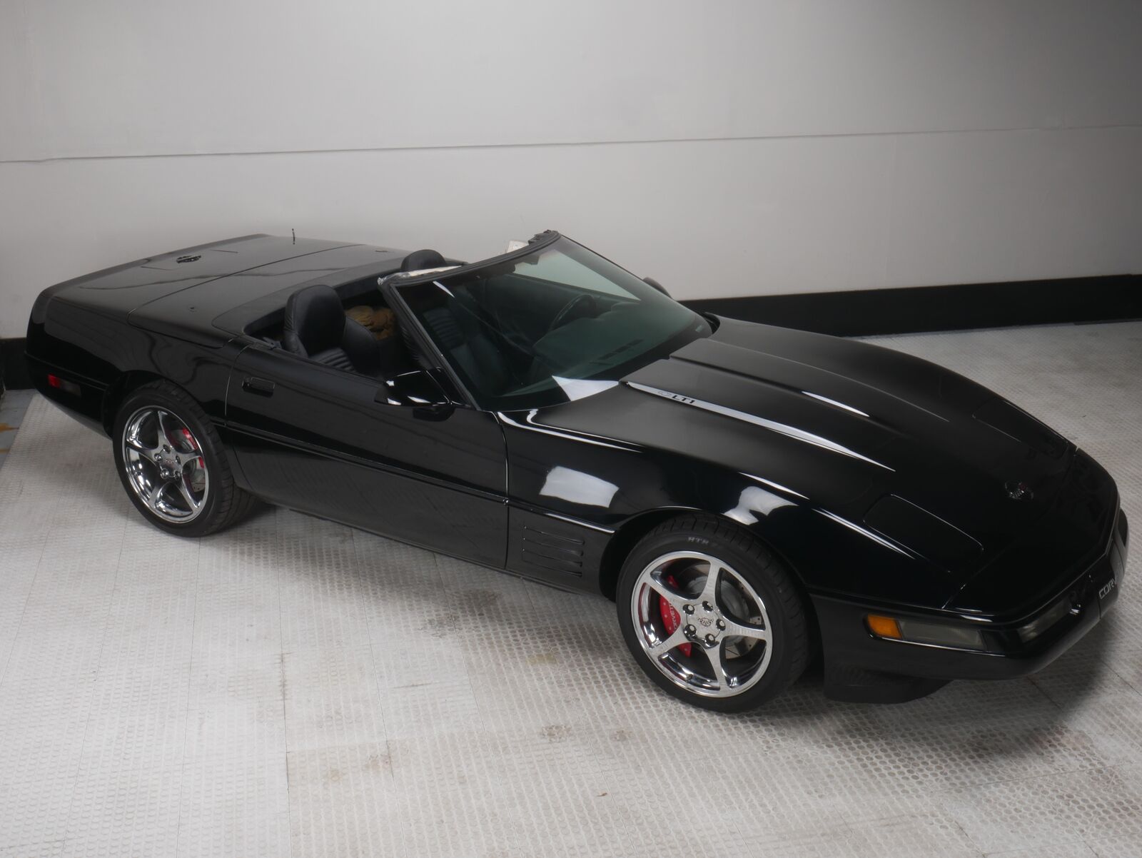 Chevrolet-Corvette-Cabriolet-1994-Black-Black-165724-2