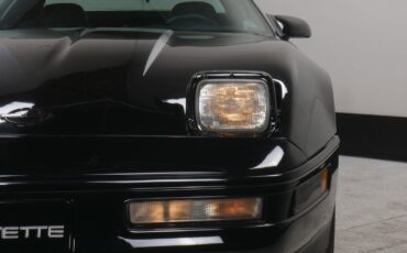 Chevrolet-Corvette-Cabriolet-1994-Black-Black-165724-8