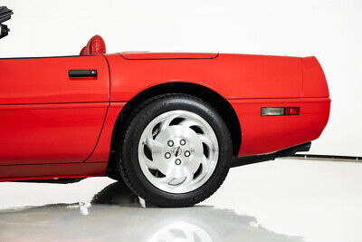 Chevrolet-Corvette-Cabriolet-1994-Red-Red-52304-7