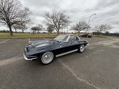 Chevrolet-Corvette-Coupe-1963-1