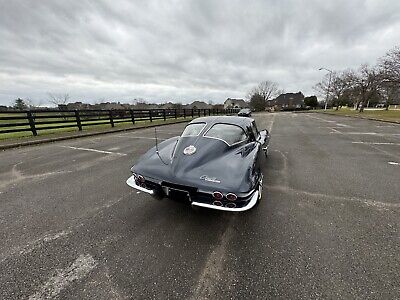 Chevrolet-Corvette-Coupe-1963-10