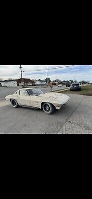 Chevrolet-Corvette-Coupe-1963-12