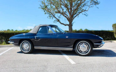 Chevrolet-Corvette-Coupe-1963-Blue-Blue-158882-4