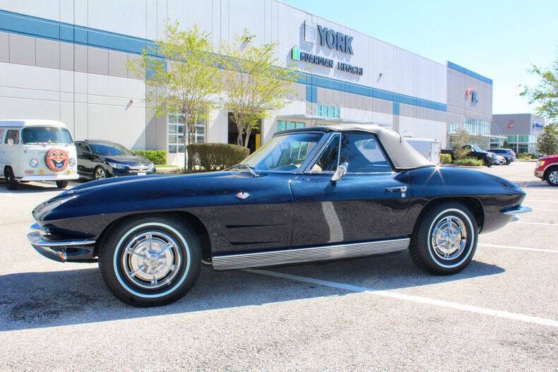 Chevrolet-Corvette-Coupe-1963-Blue-Blue-158882-9