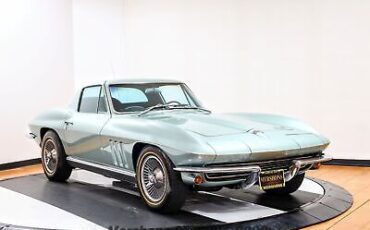 Chevrolet-Corvette-Coupe-1966-Green-Green-18934-6