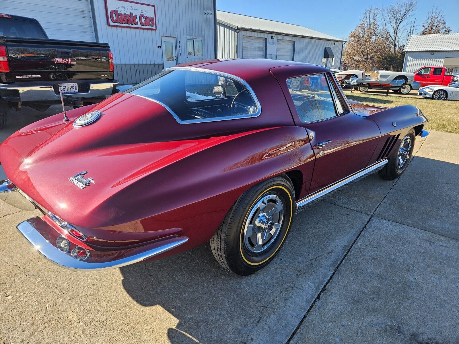 Chevrolet-Corvette-Coupe-1966-MILANO-MAROON-Black-94291-10