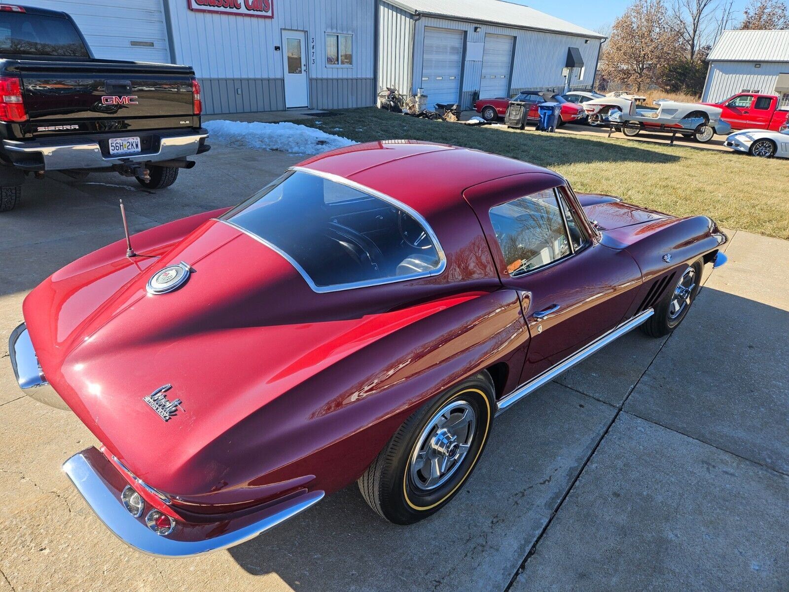 Chevrolet-Corvette-Coupe-1966-MILANO-MAROON-Black-94291-11