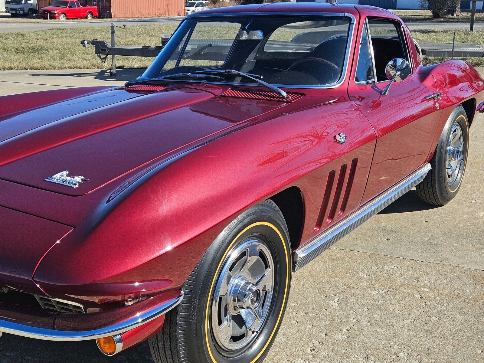 Chevrolet-Corvette-Coupe-1966-MILANO-MAROON-Black-94291-19