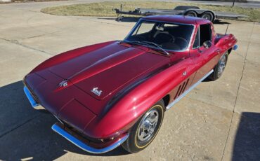 Chevrolet-Corvette-Coupe-1966-MILANO-MAROON-Black-94291-2