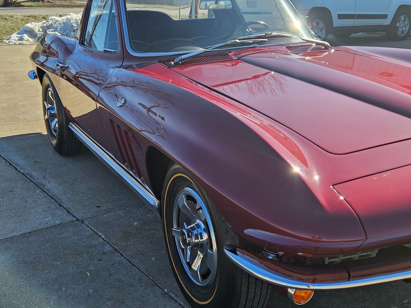 Chevrolet-Corvette-Coupe-1966-MILANO-MAROON-Black-94291-20