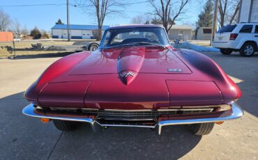 Chevrolet-Corvette-Coupe-1966-MILANO-MAROON-Black-94291-4