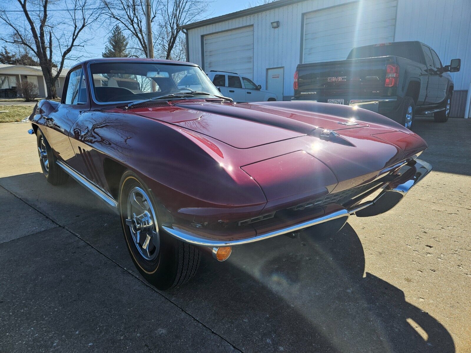 Chevrolet-Corvette-Coupe-1966-MILANO-MAROON-Black-94291-6