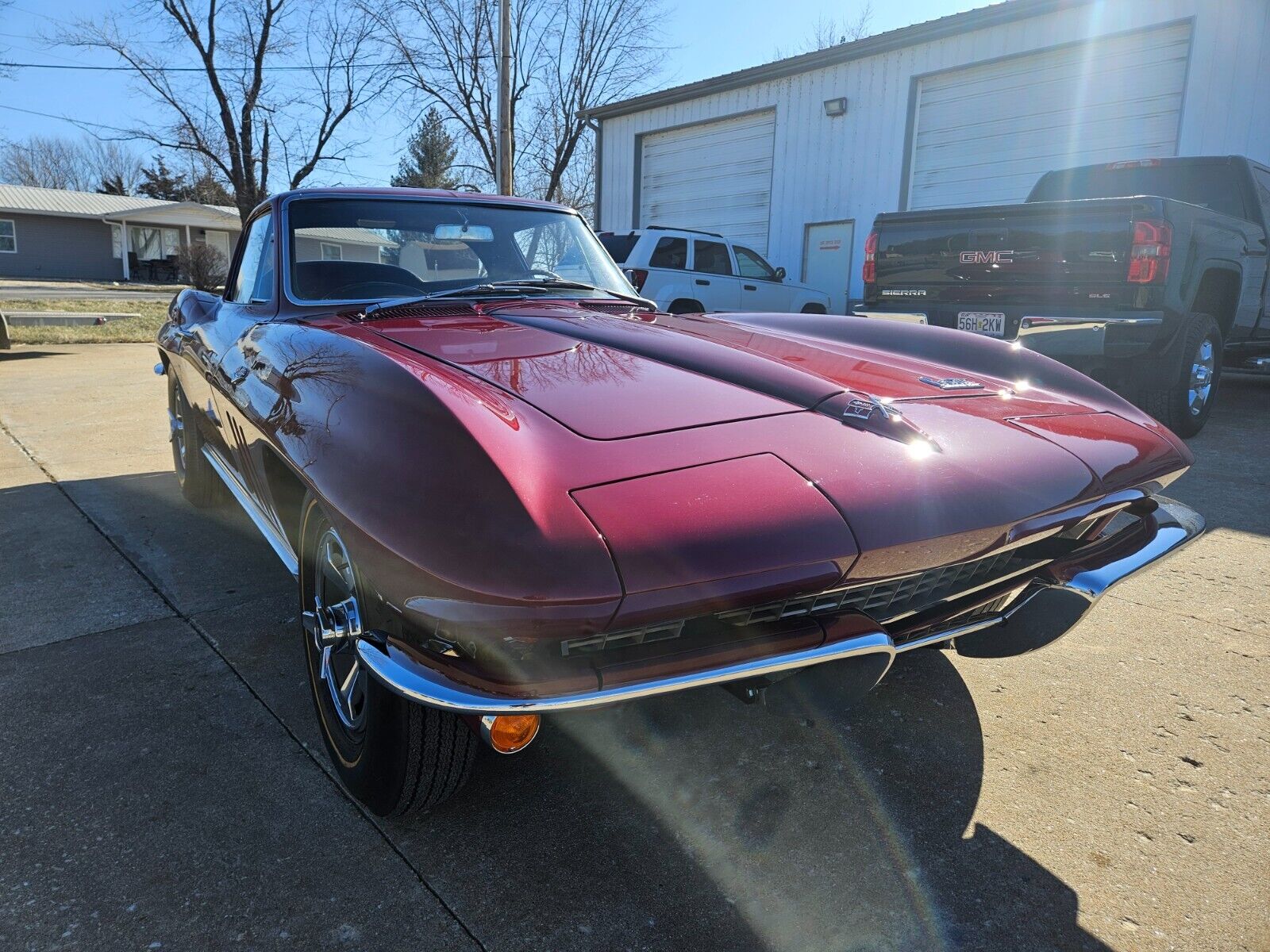 Chevrolet-Corvette-Coupe-1966-MILANO-MAROON-Black-94291-7