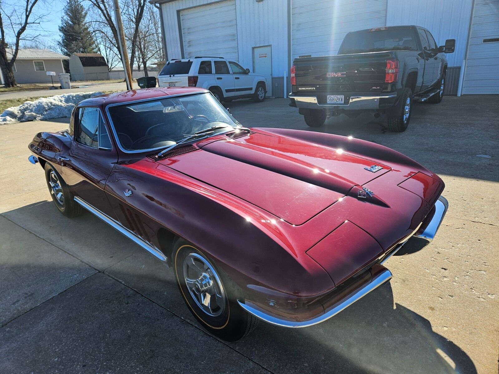 Chevrolet-Corvette-Coupe-1966-MILANO-MAROON-Black-94291-8