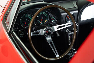 Chevrolet-Corvette-Coupe-1966-Red-Black-12592-22